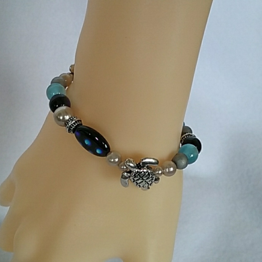 Sea turtle  blue & silver beaded stretch bracelet